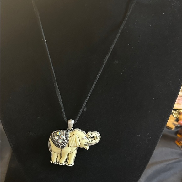 Jewelry - Elephant Pendant Necklace - Gold and Silver